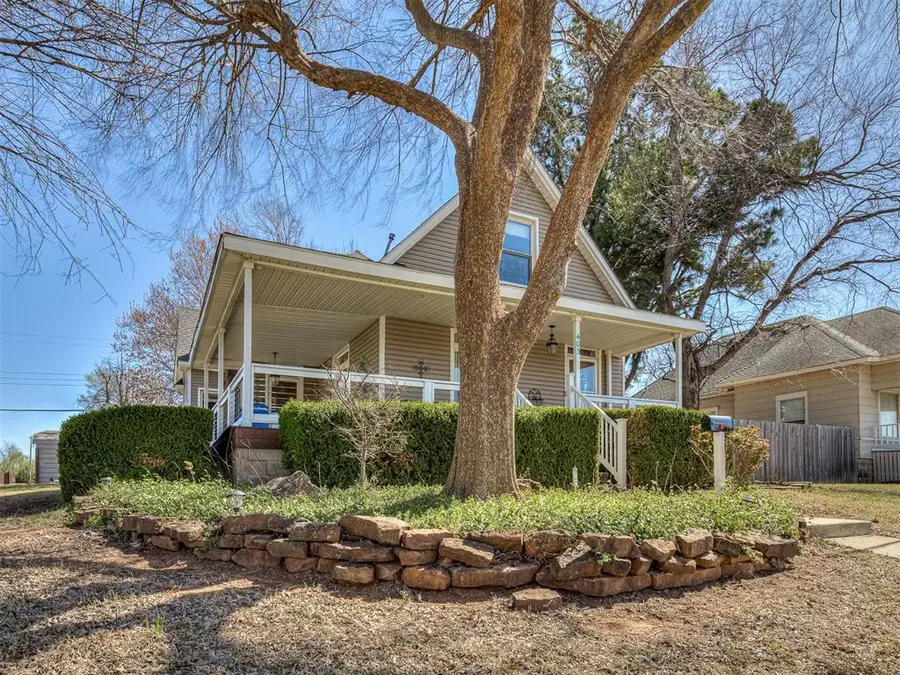 403 S Hoff Avenue, El Reno, OK 73036 - #3