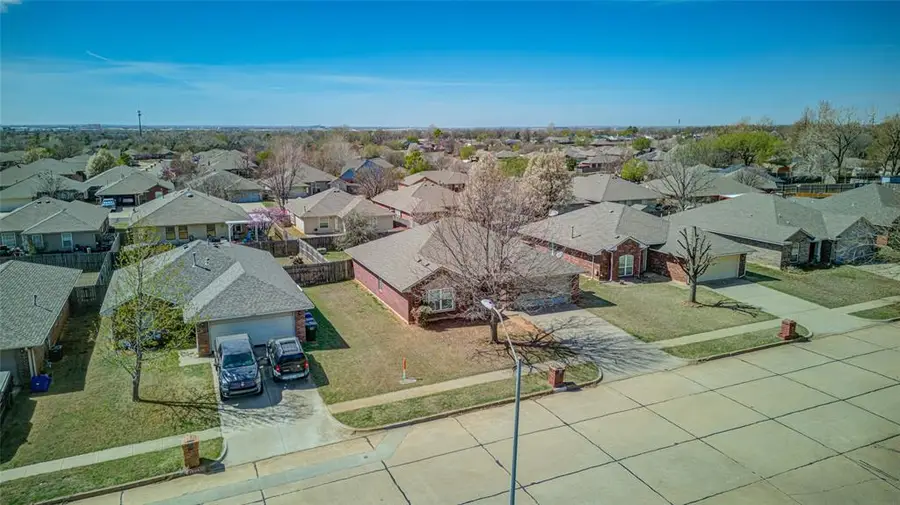 2608 Queenston Avenue, Norman, OK 73071 - #3
