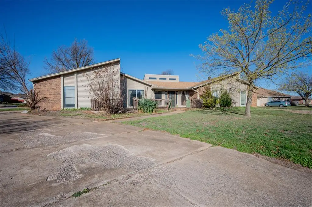 3201 N Meadowood Drive, Oklahoma City, OK 73110 - #1