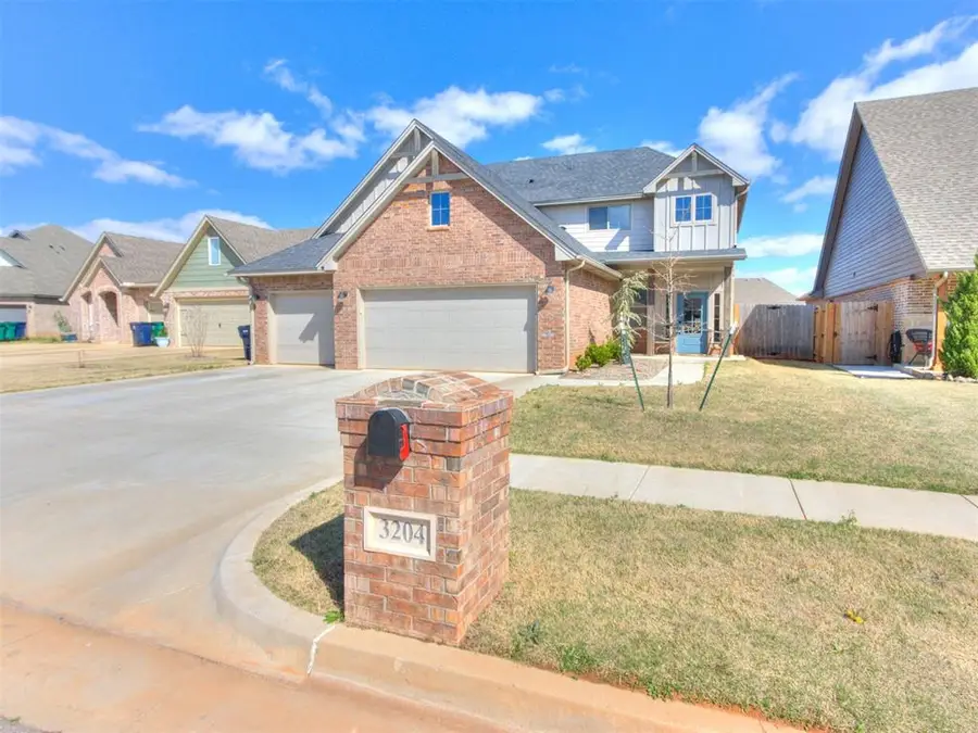 3204 Hayven Circle, Yukon, OK 73099 - #2