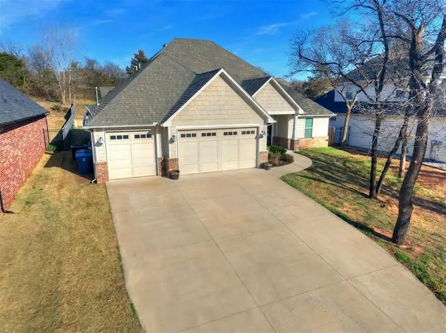 2516 Thunder Canyon Court, Edmond, OK 73034 - #2