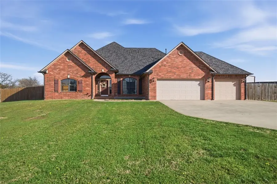 2205 NE 18th Avenue, Moore, OK 73160 - #2