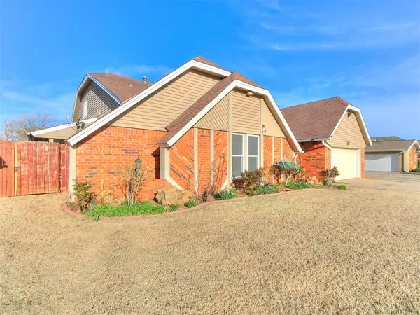 9009 Salsbury Lane, Oklahoma City, OK 73132
