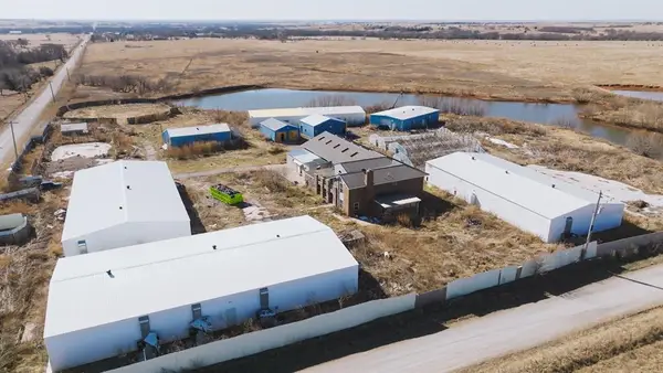 1704 County Street 2840 Street, Amber, OK 73004