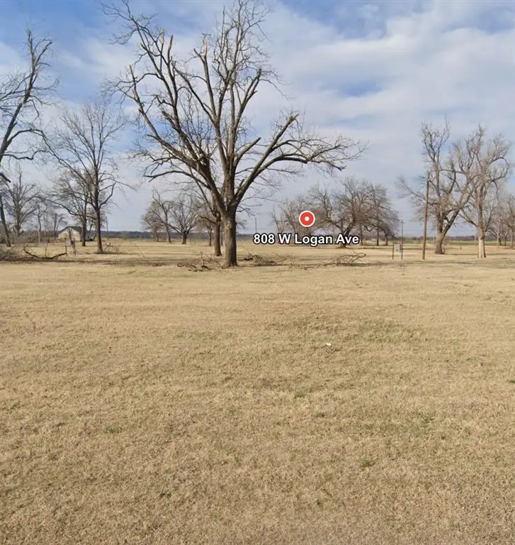 808 W Logan Avenue, Guthrie, OK 73044 - #1