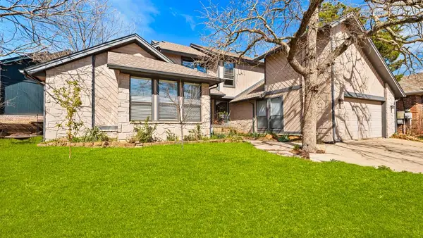 1211 Richmond Road, Edmond, OK 73034