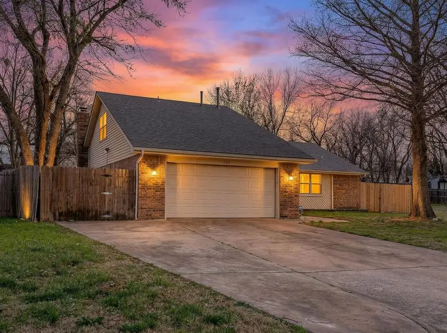 1729 N Gleason Avenue, Bethany, OK 73008 - #2