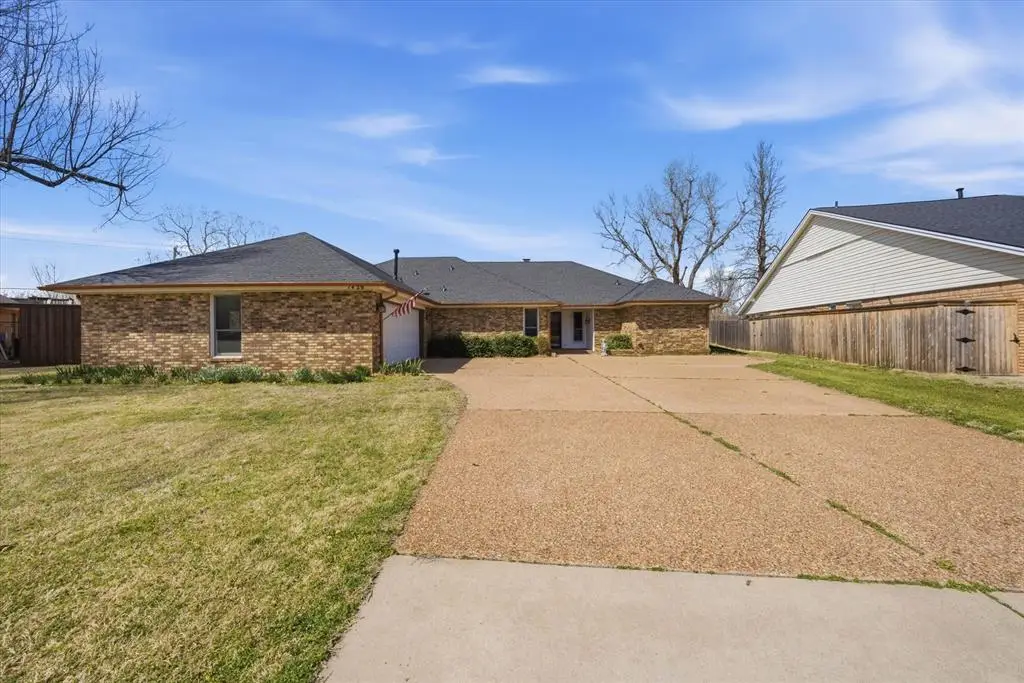 7429 NW 116th Street, Oklahoma City, OK 73162 - #1