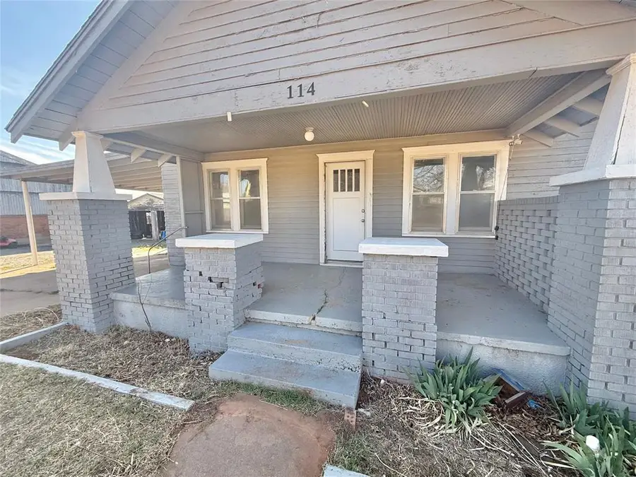 114 S 5th Street, Sentinel, OK 73664 - #3