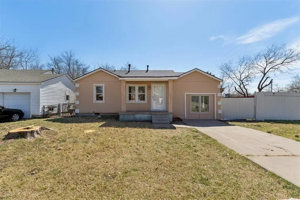 1044 SW 49th Street, Oklahoma City, OK 73109 - #1