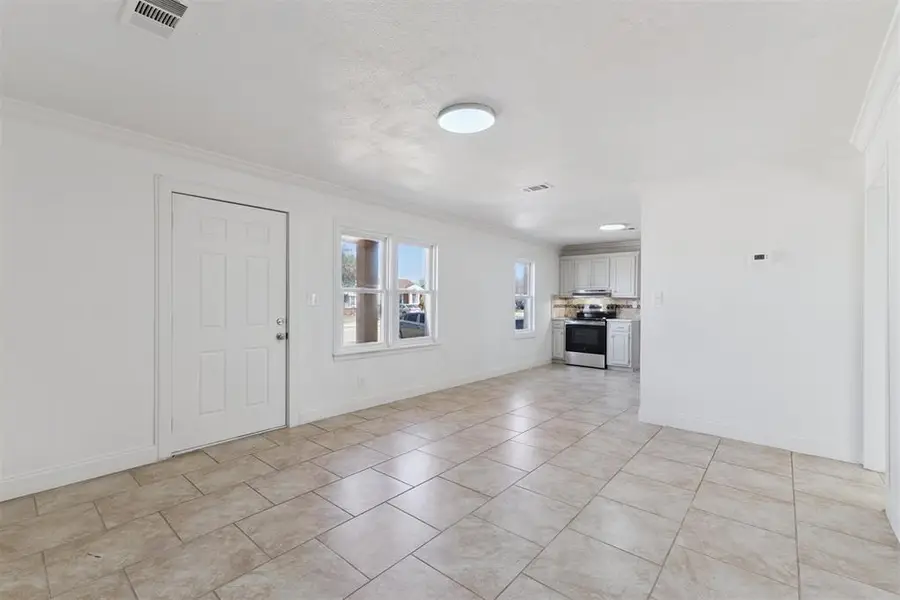 1044 SW 49th Street, Oklahoma City, OK 73109 - #3