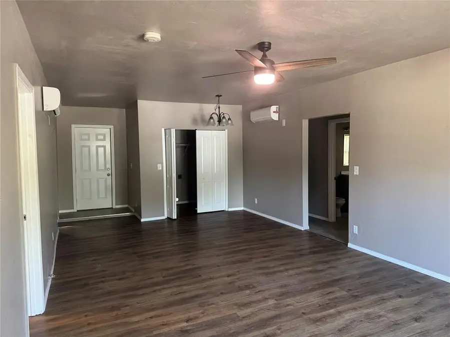 1209 E Whittaker Street, Shawnee, OK 74801 - #3