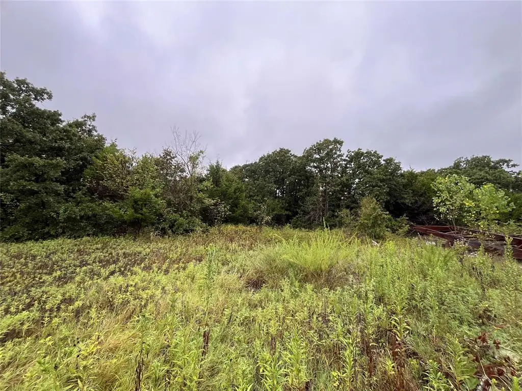 210 Amber Ridge, Shawnee, OK 74801 - #1