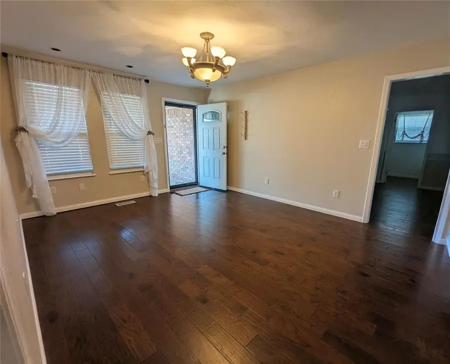 7112 S Winston Way, Oklahoma City, OK 73139 - #2