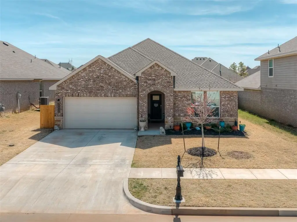 9032 NW 149th Terrace, Yukon, OK 73099 - #1