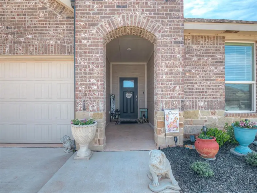 9032 NW 149th Terrace, Yukon, OK 73099 - #2