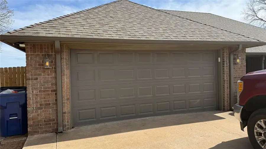 1708 Wilshire Drive, Duncan, OK 73533 - #3