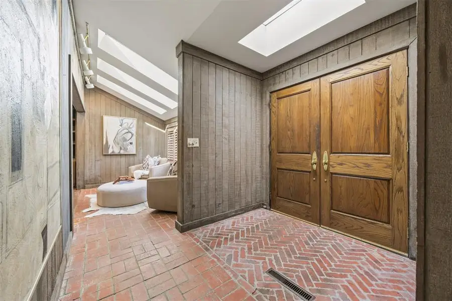 2300 NW 56th Street, Oklahoma City, OK 73112 - #2