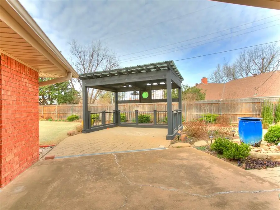 7713 Rumsey Road, Oklahoma City, OK 73132 - #3