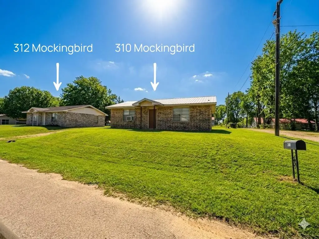 310 E Mockingbird Lane, Valliant, OK 74764 - #1