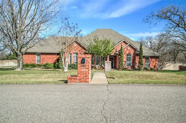 2212 Shiloh Terrace, Edmond, OK 73034