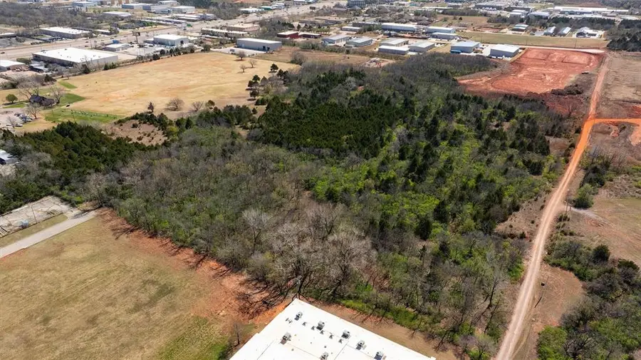 7600 N Hudson Avenue, Oklahoma City, OK 73116 - #3