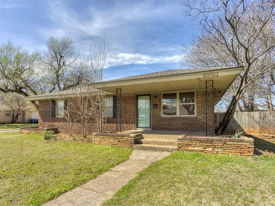 10701 Whitehaven Drive, Oklahoma City, OK 73120 - #2
