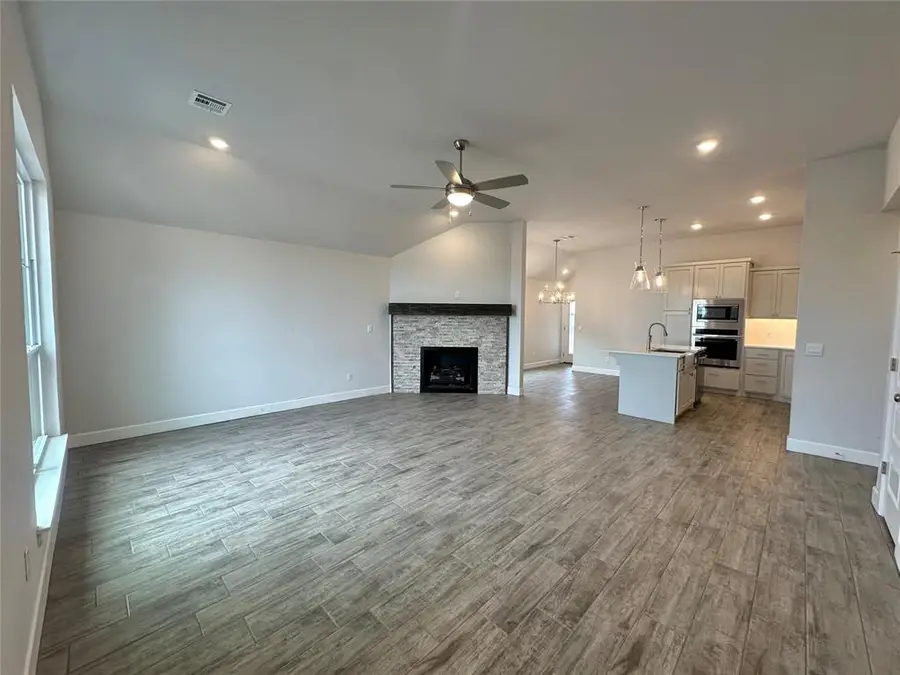 14025 Giverny Avenue, Yukon, OK 73099 - #2