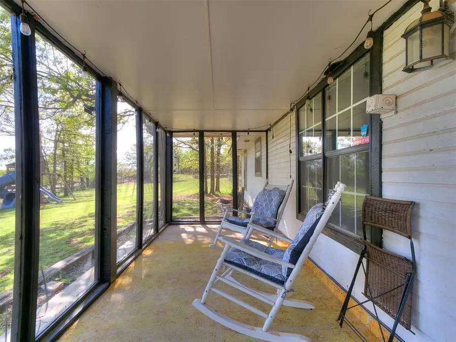 21201 E Montgomery Drive, McLoud, OK 74851 - #3