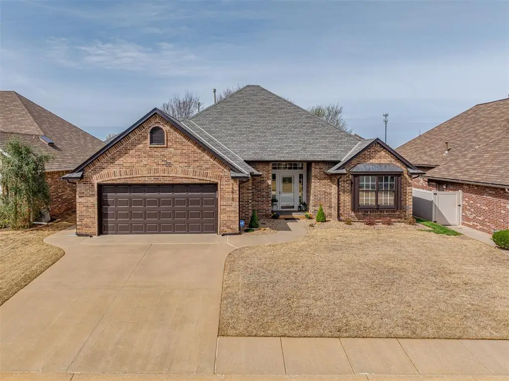16613 Farmington Way, Edmond, OK 73012 - #1