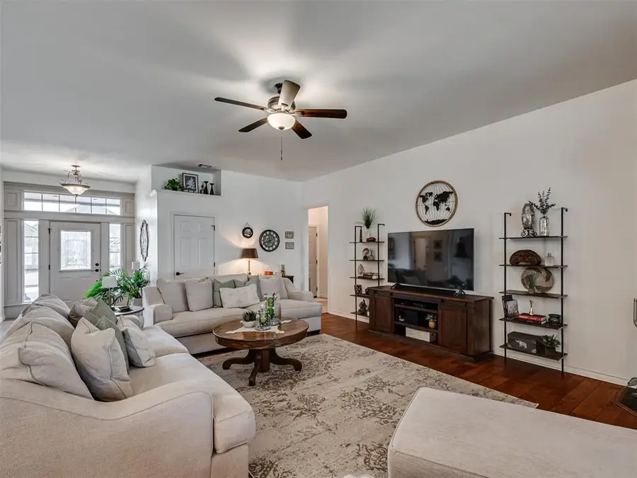 16613 Farmington Way, Edmond, OK 73012 - #3