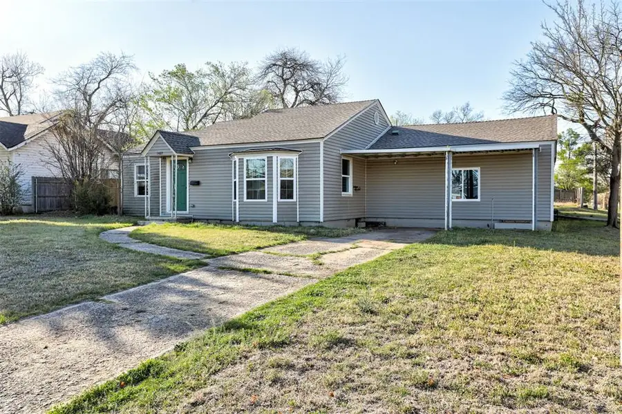 1427 W Chickasha Avenue, Chickasha, OK 73018 - #2