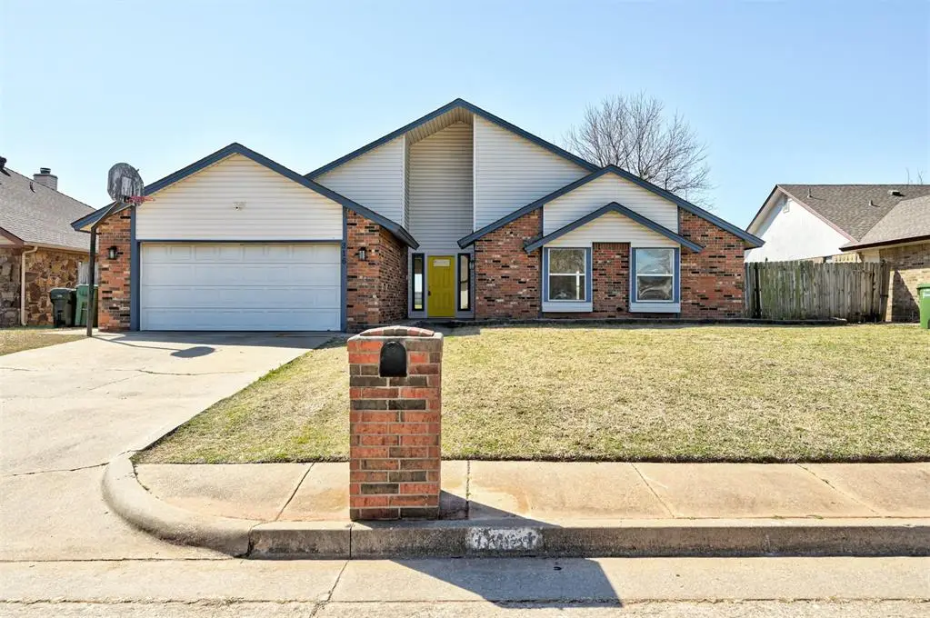316 E Olympic Drive, Yukon, OK 73099 - #1