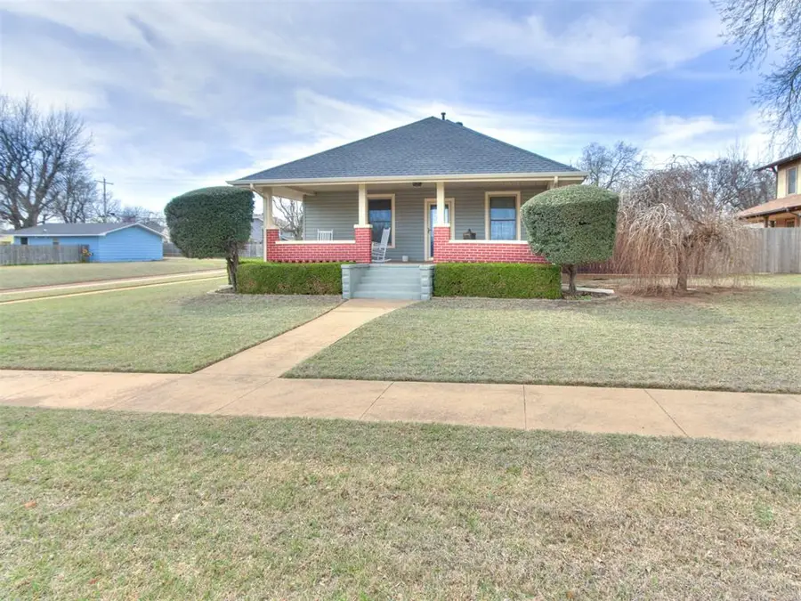 622 S Main Street, Kingfisher, OK 73750 - #2