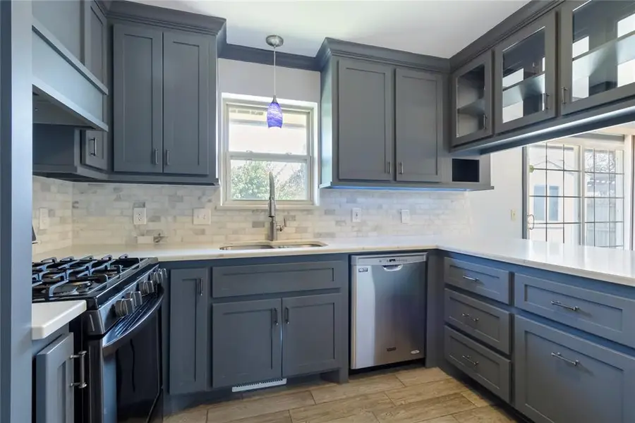 216 S Patterson Drive, Moore, OK 73160 - #2