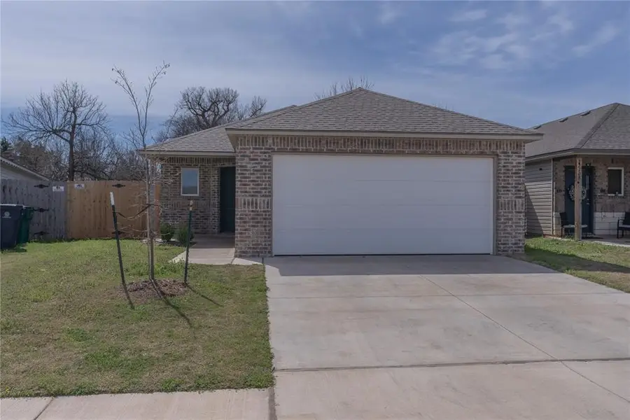 12104 SW 33rd Street, Yukon, OK 73099 - #2