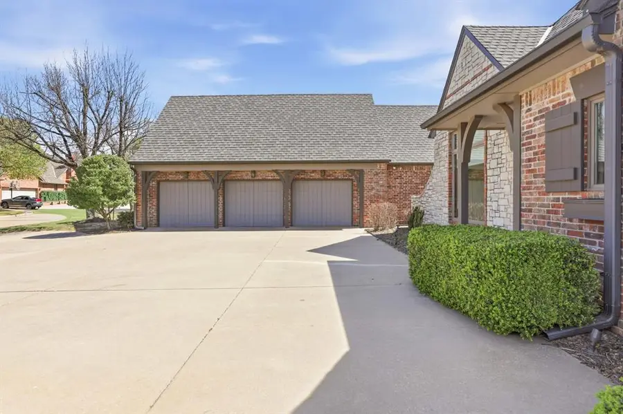608 Glenridge Drive, Edmond, OK 73013 - #3