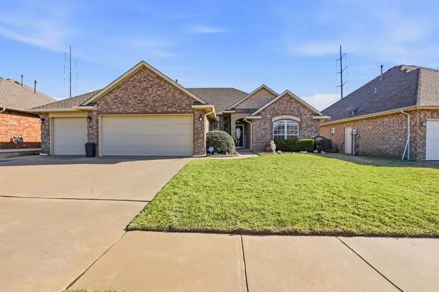 9032 NW 79th Terrace, Yukon, OK 73099 - #2