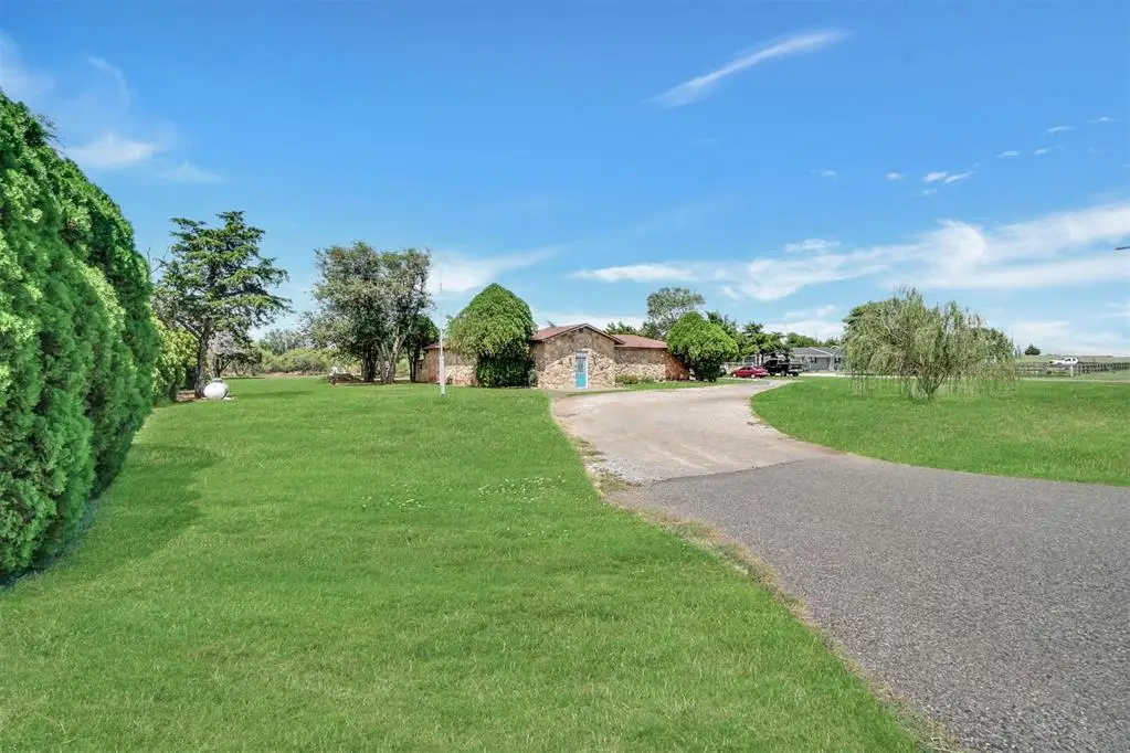 20449 E County Road 159 Road, Altus, OK 73521 - #1