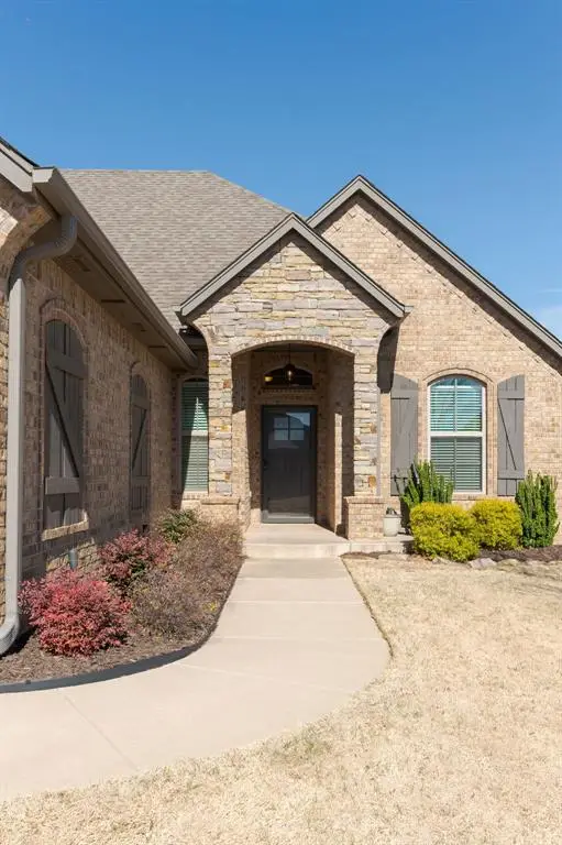 5521 Ledgestone Drive, Mustang, OK 73064 - #3