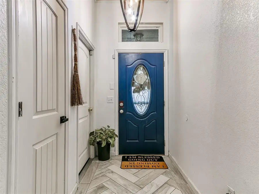 724 Mcconnell Drive, Yukon, OK 73099 - #2