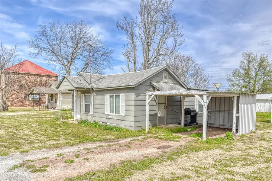 610 Loy Street, Meeker, OK 74855 - #2