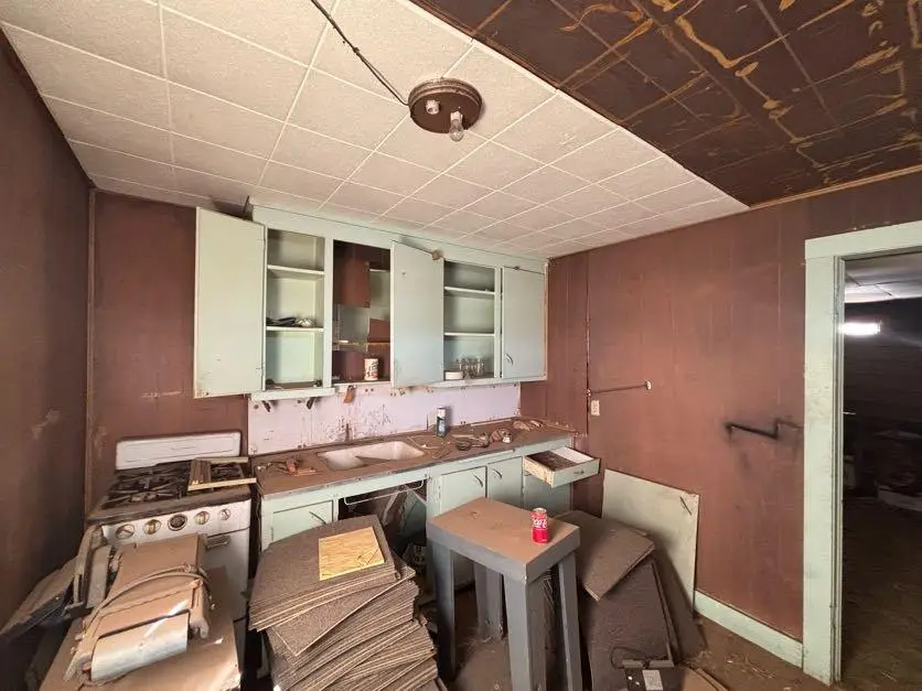 520 W Commerce Street, Altus, OK 73521 - #2