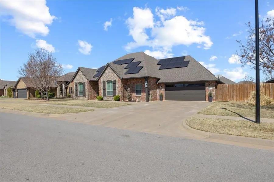 2101 Stratta Drive, Weatherford, OK 73096 - #2