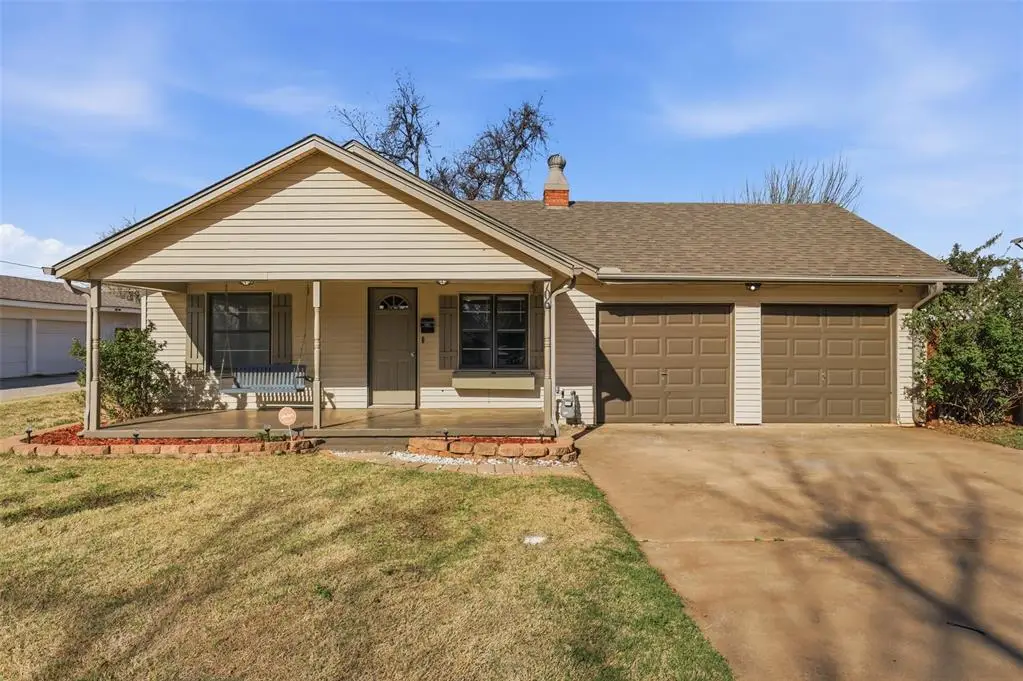706 S 19th Street, Chickasha, OK 73018 - #1