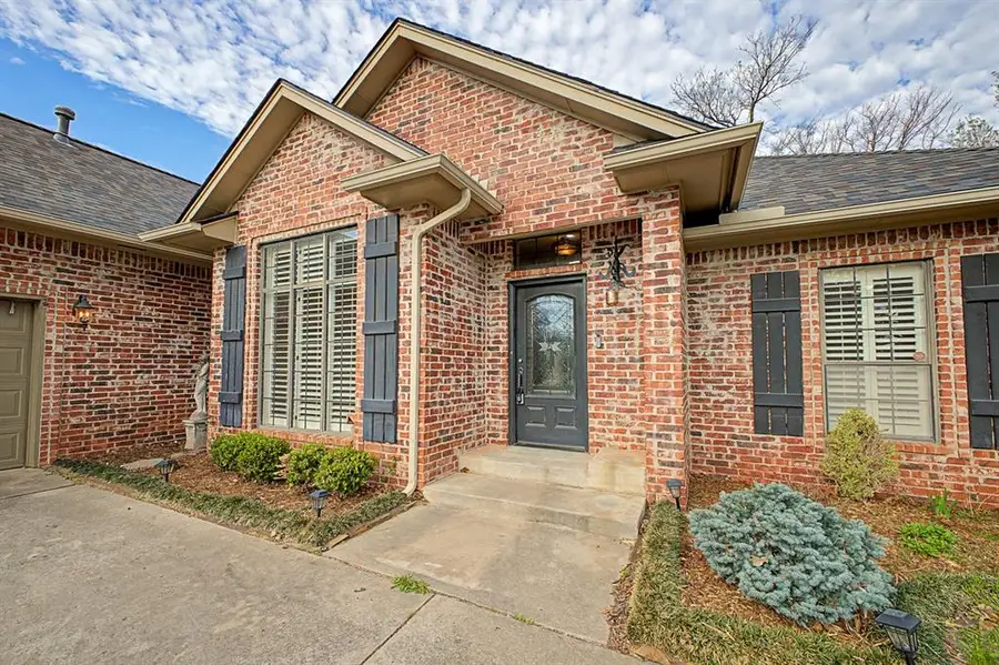 1517 Tahlequah Drive, Edmond, OK 73013 - #2