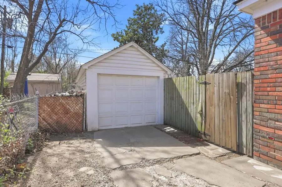 3012 NW 11th Street, Oklahoma City, OK 73107 - #2