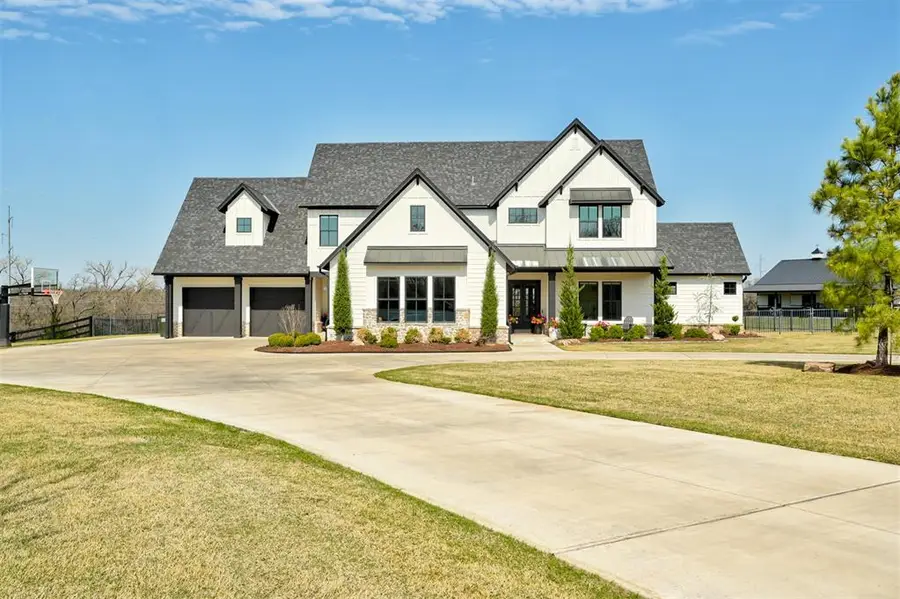 9917 E 33rd Street, Jones, OK 73049 - #2