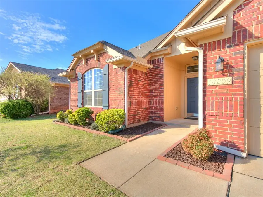 18209 Carillo Road, Edmond, OK 73012 - #2