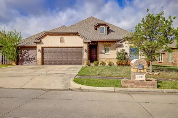 300 Summit Bend, Norman, OK 73071